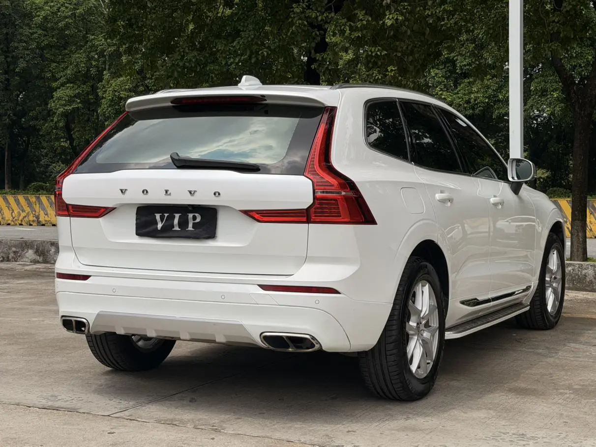Volvo XC60 2018 T5 4WD Smart