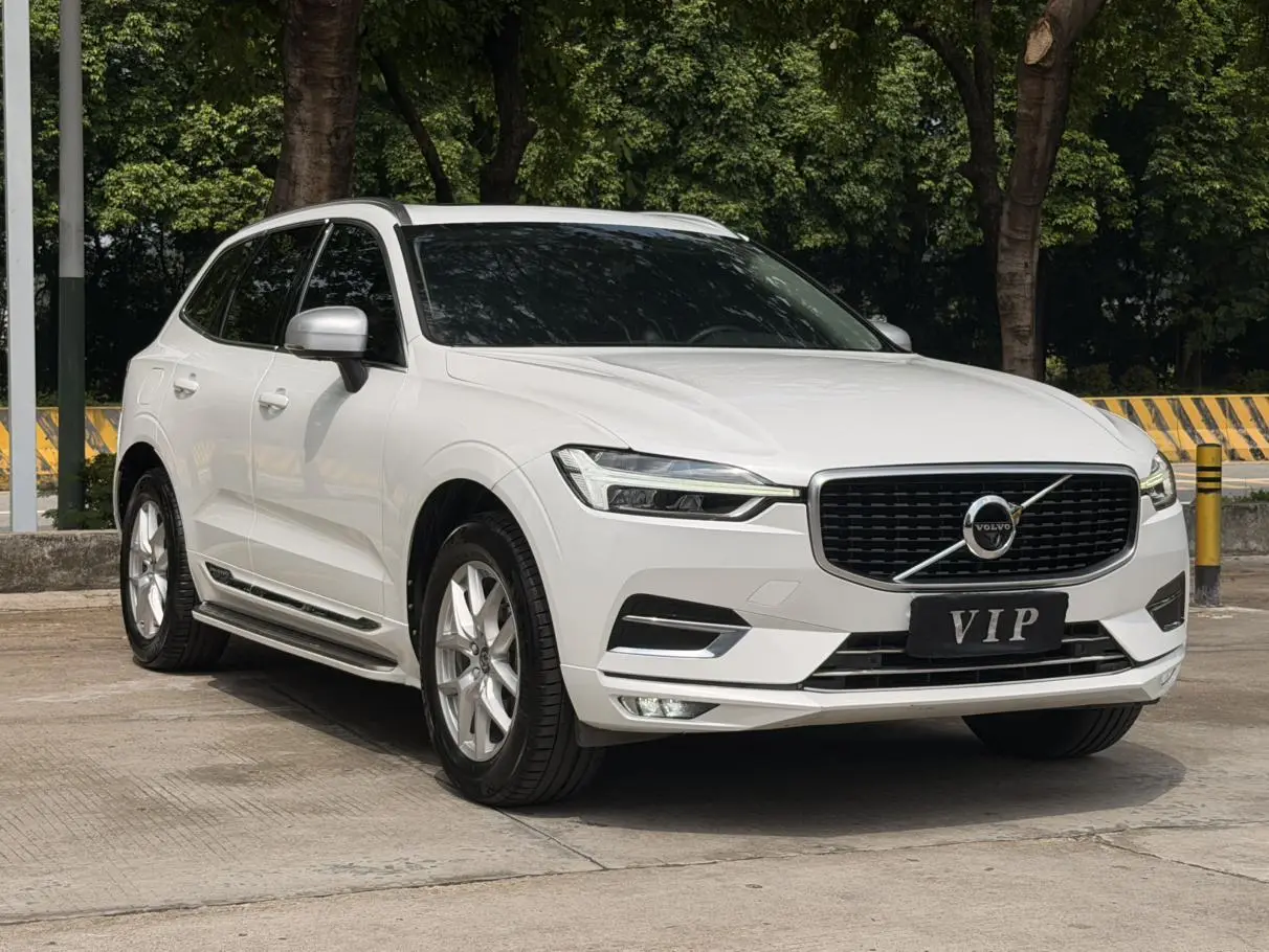 Volvo XC60 2018 T5 4WD Smart