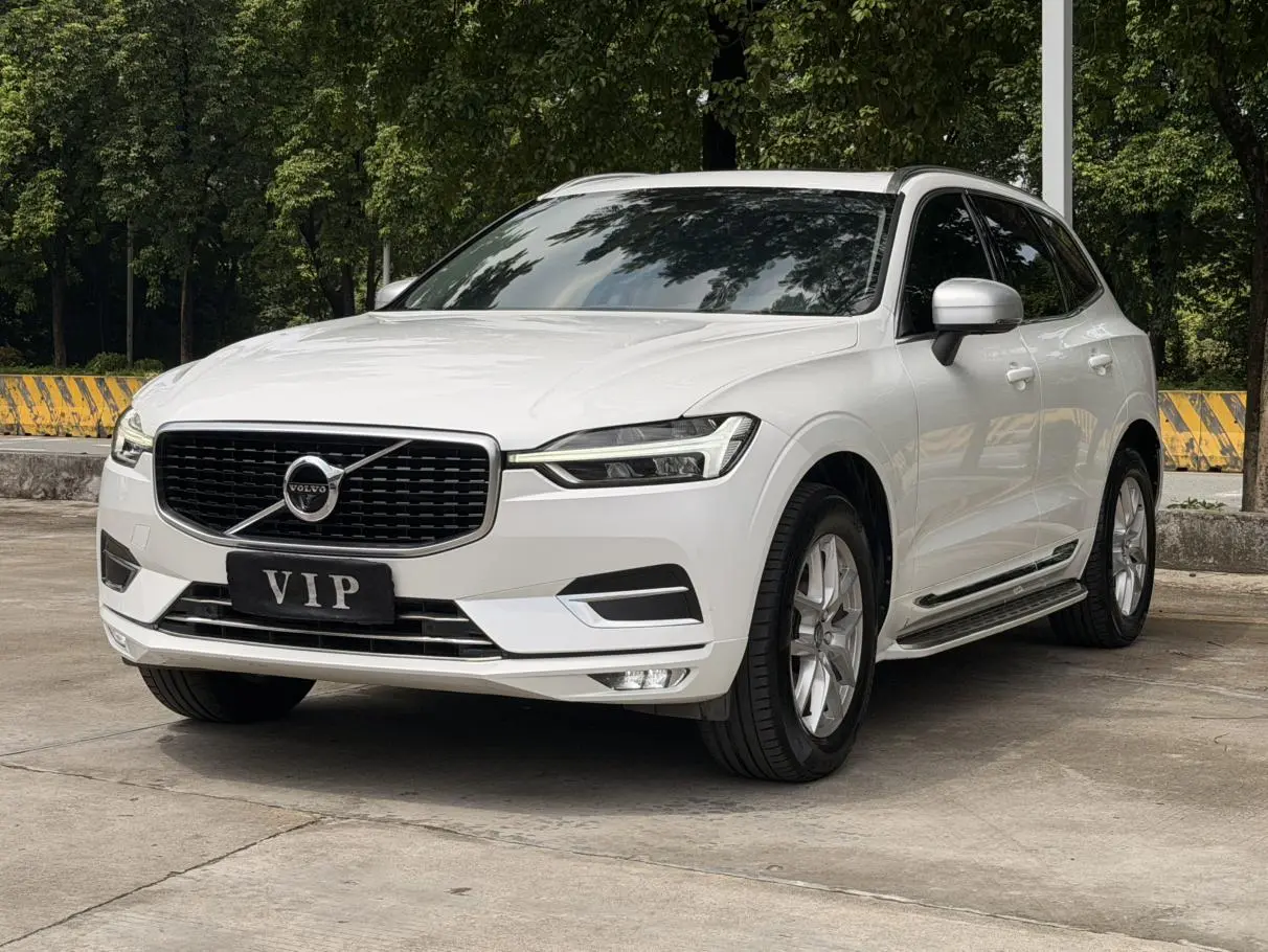 Volvo XC60 2018 T5 4WD Smart