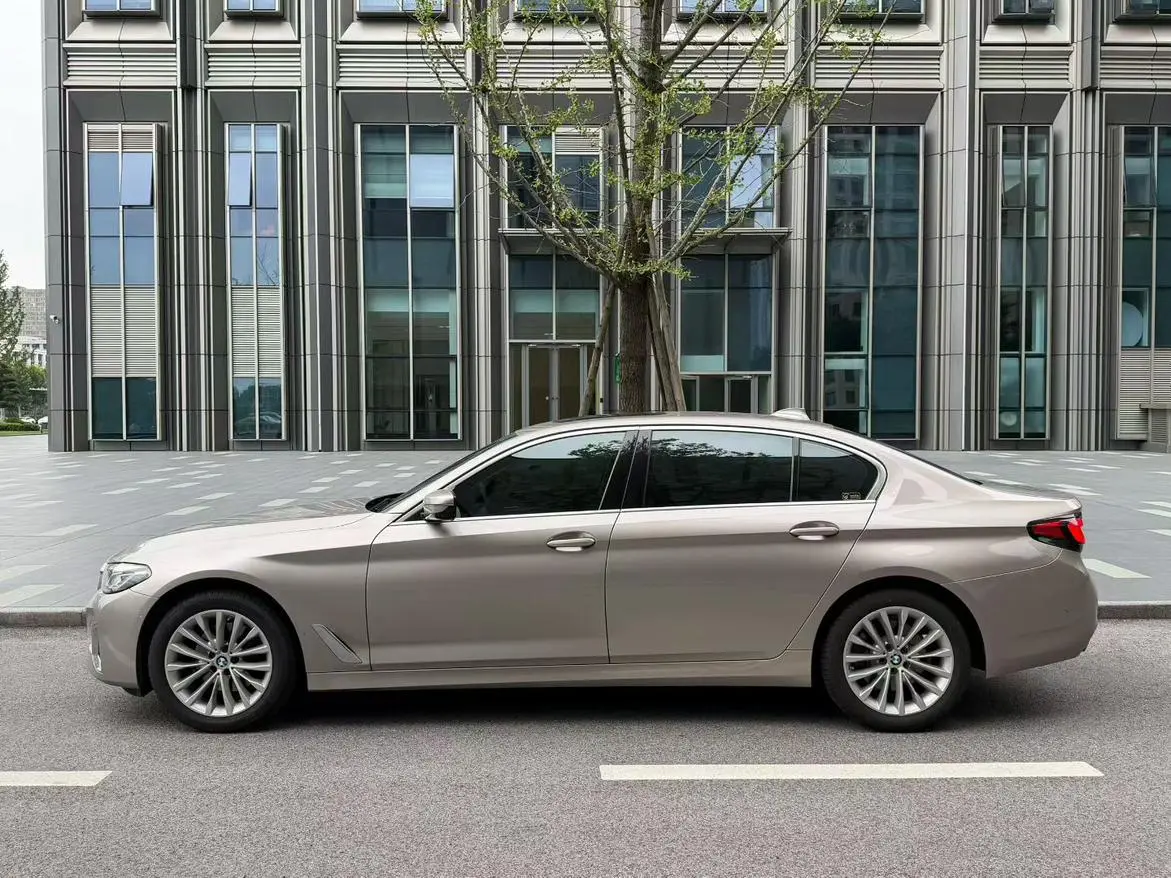 BMW 5 Series 2021 525Li M Sport Package