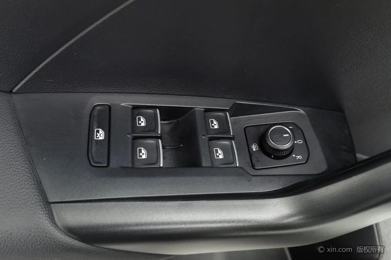 Volkswagen 2021 200TSI DSG Smart Connected