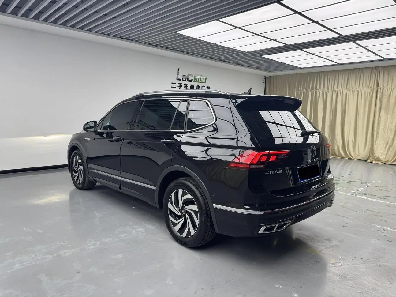 Volkswagen Tiguan L 2024 330TSI 2WD R-Line Shine