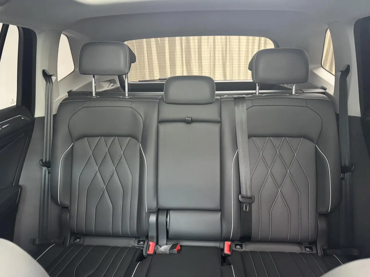 Volkswagen Tiguan L 2024 330TSI 2WD R-Line Shine