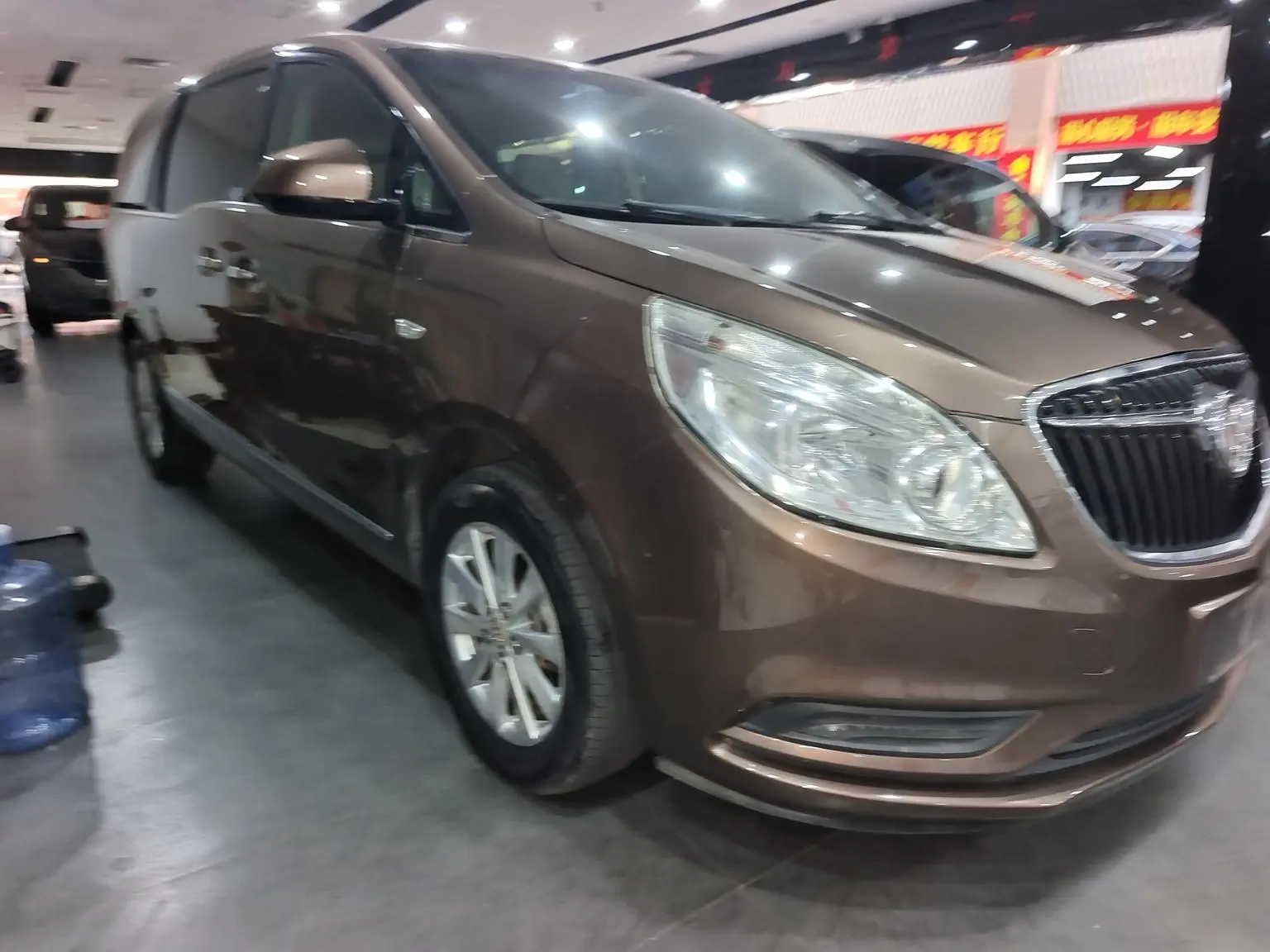 Buick GL8 2018 28T Luxury China VI