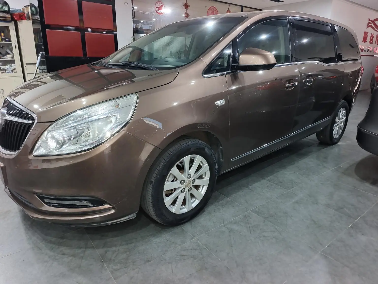 Buick GL8 2018 28T Luxury China VI