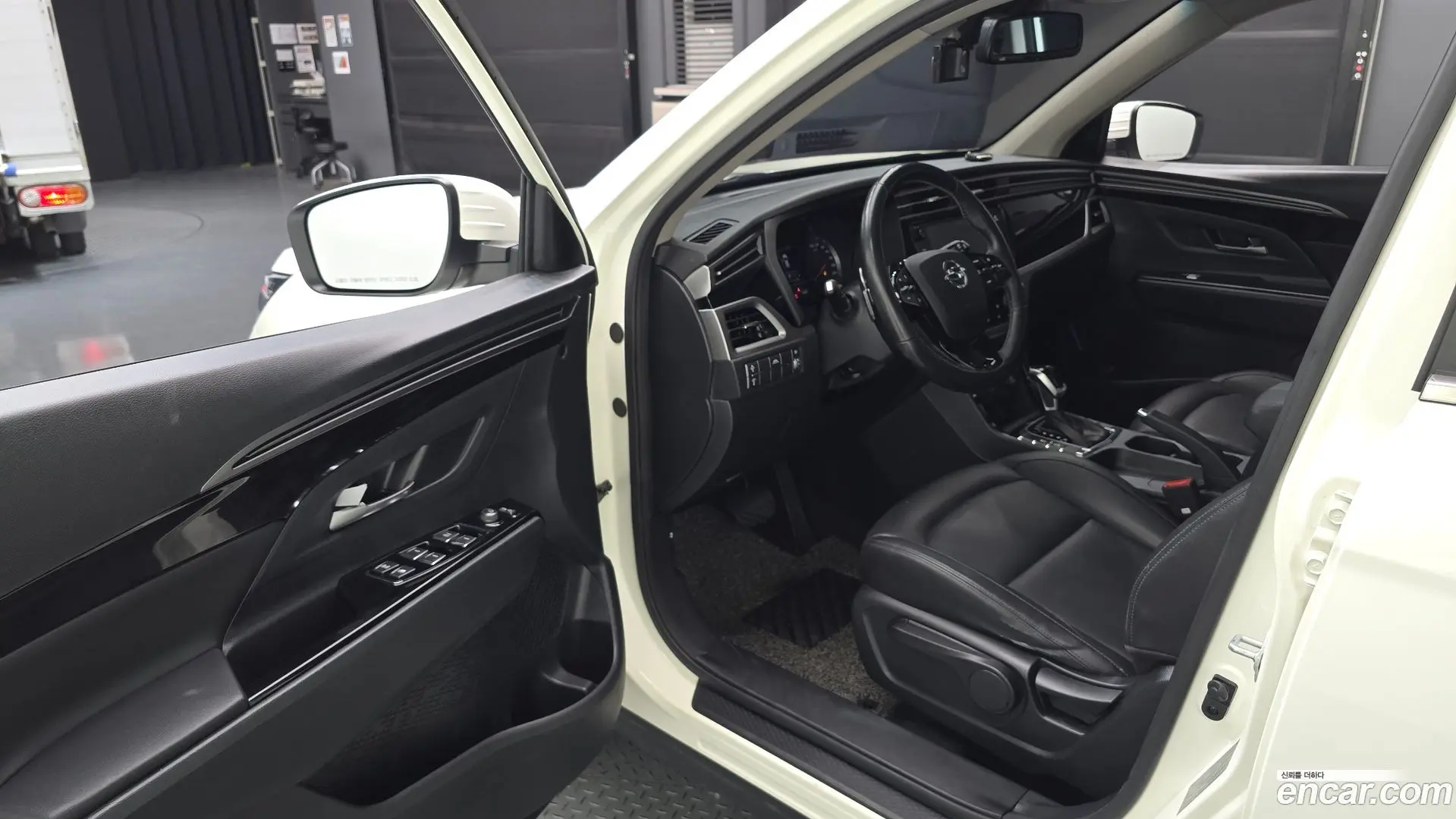 KG Mobility KORANDO Diesel 1.6 2WD Delight Plus 2019