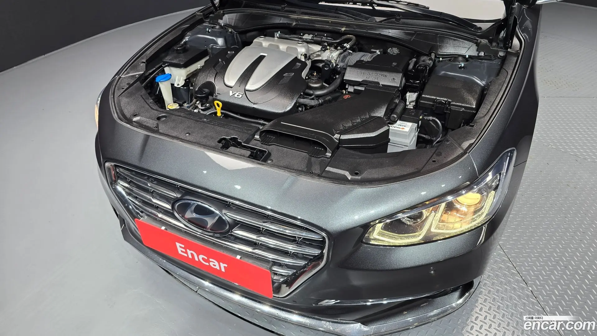 Hyundai Grandeur 3.0 LPi Modern (Rental Car)