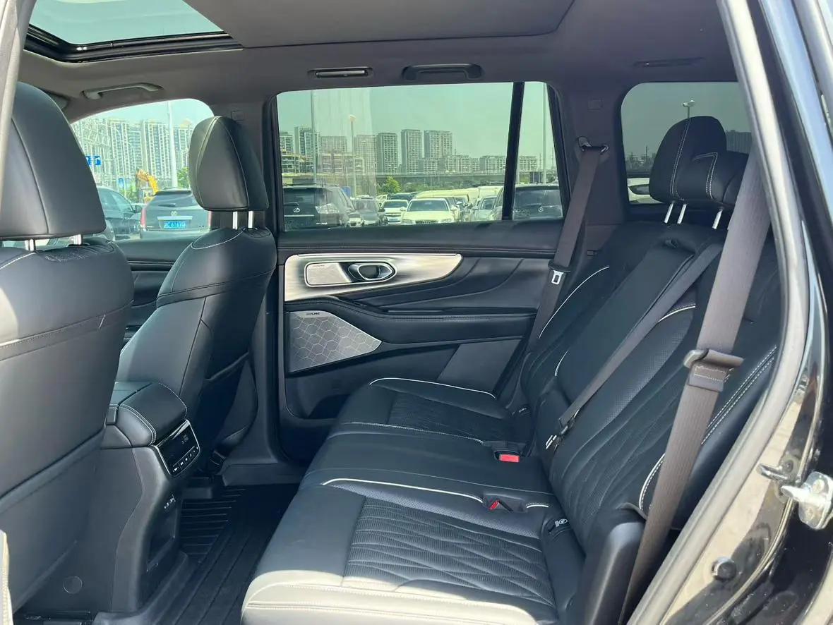 GAC Trumpchi Trumpchi GS8 2022 Series 2.0TGDI 4WD Luxury Connected 7 seat