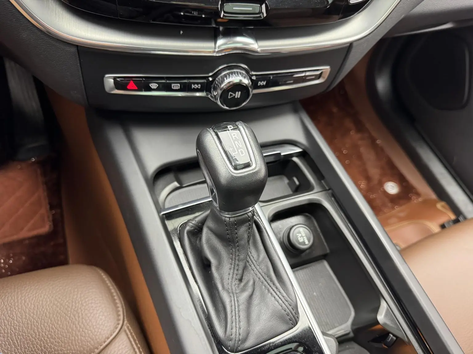Volvo XC60 2021 T5 4WD Smart Luxury