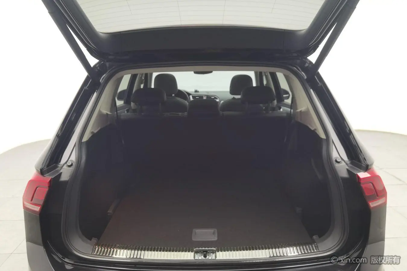 Volkswagen Tiguan L 2020 330TSI Auto 2WD Smart Dynamic Luxury China VI