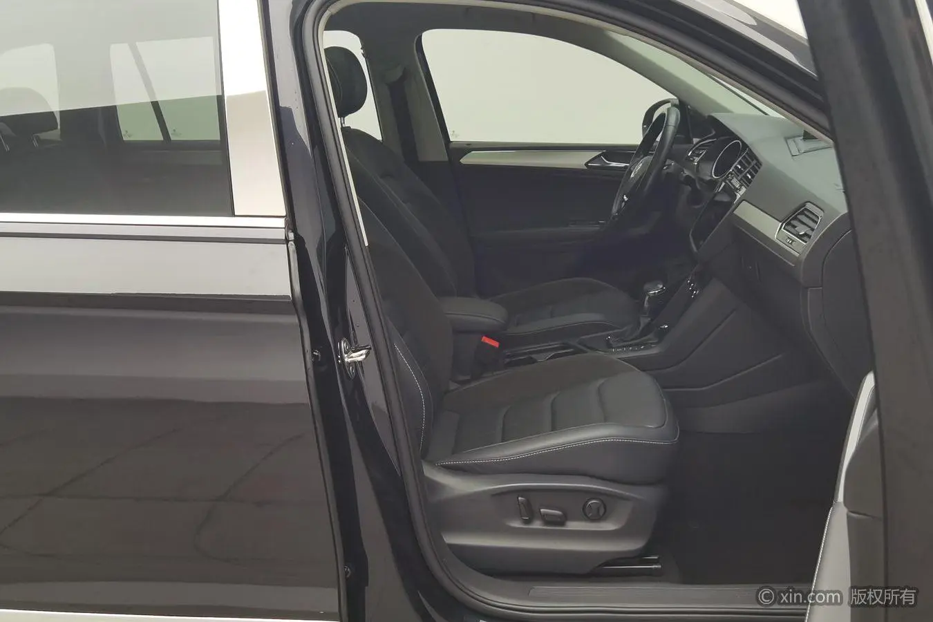 Volkswagen Tiguan L 2020 330TSI Auto 2WD Smart Dynamic Luxury China VI