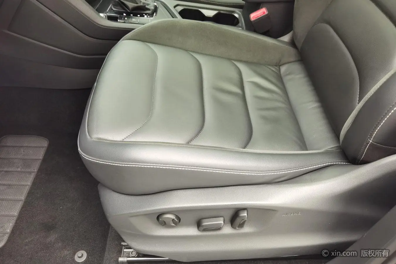 Volkswagen Tiguan L 2020 330TSI Auto 2WD Smart Dynamic Luxury China VI