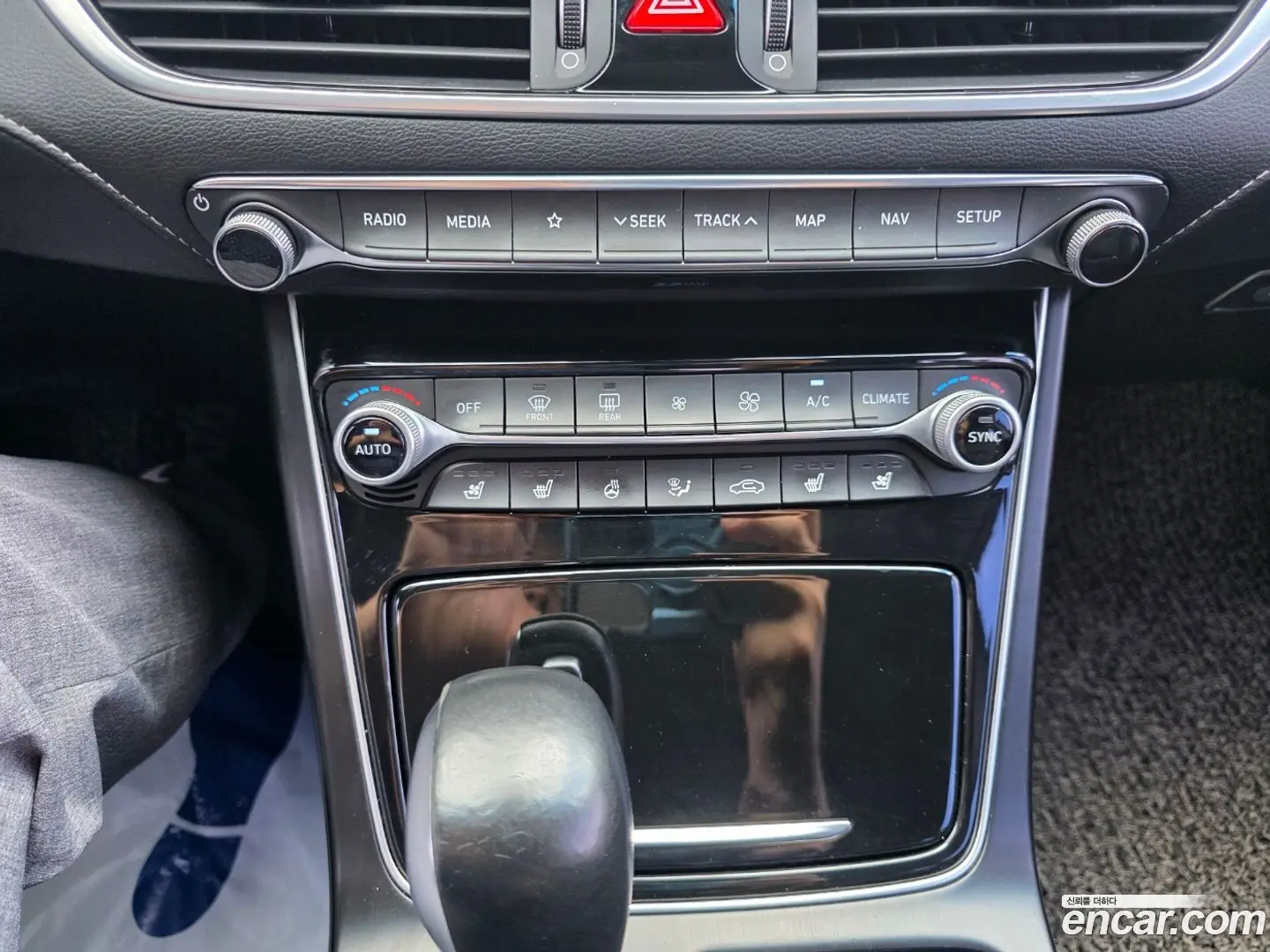 Hyundai Grandeur 3.0 LPi Modern (Rental Car)