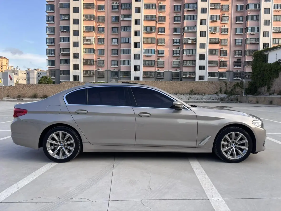 BMW 5 Series 2018 528Li Launch Special