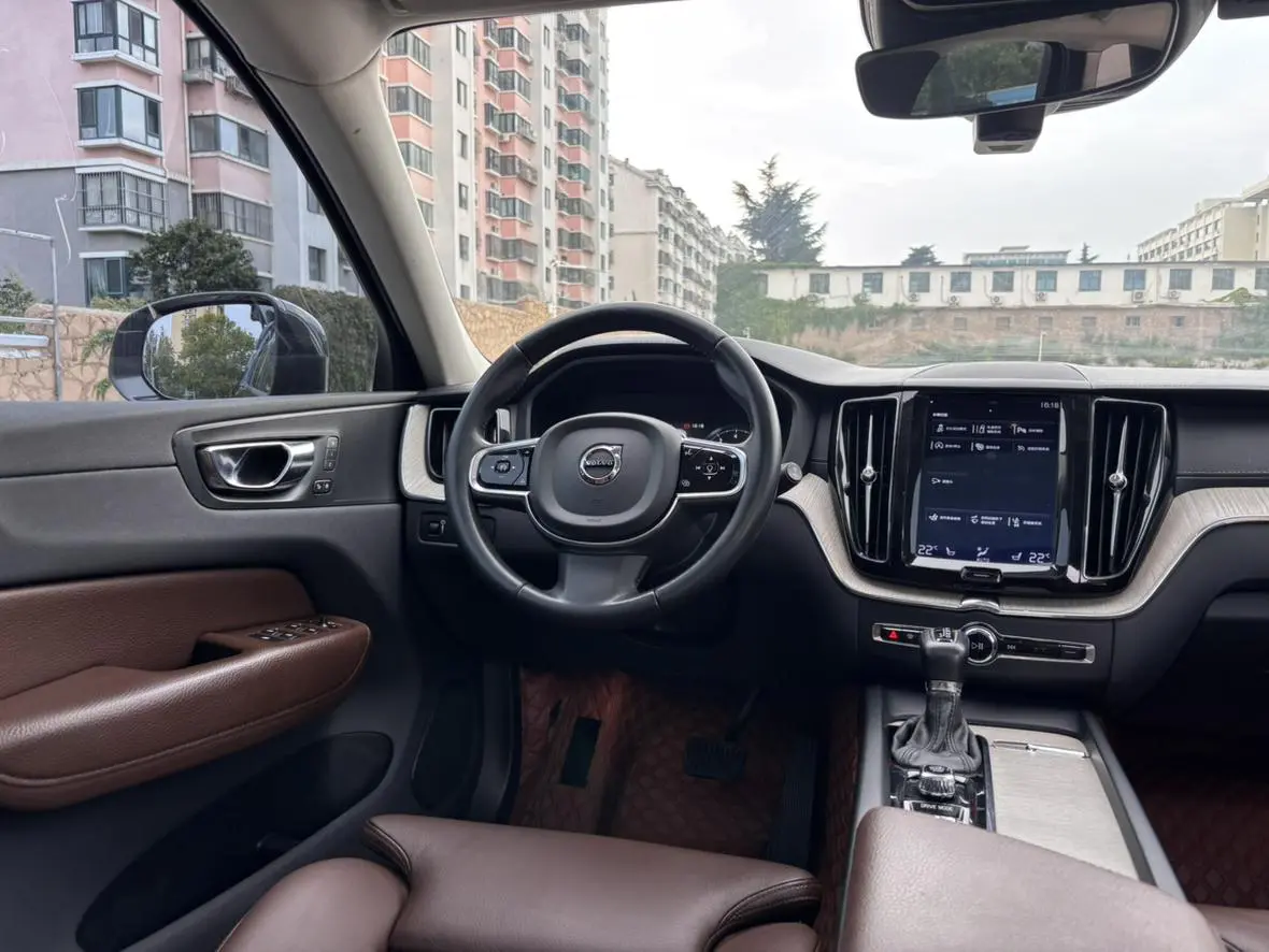 Volvo XC60 2020 T5 4WD Vision Luxury