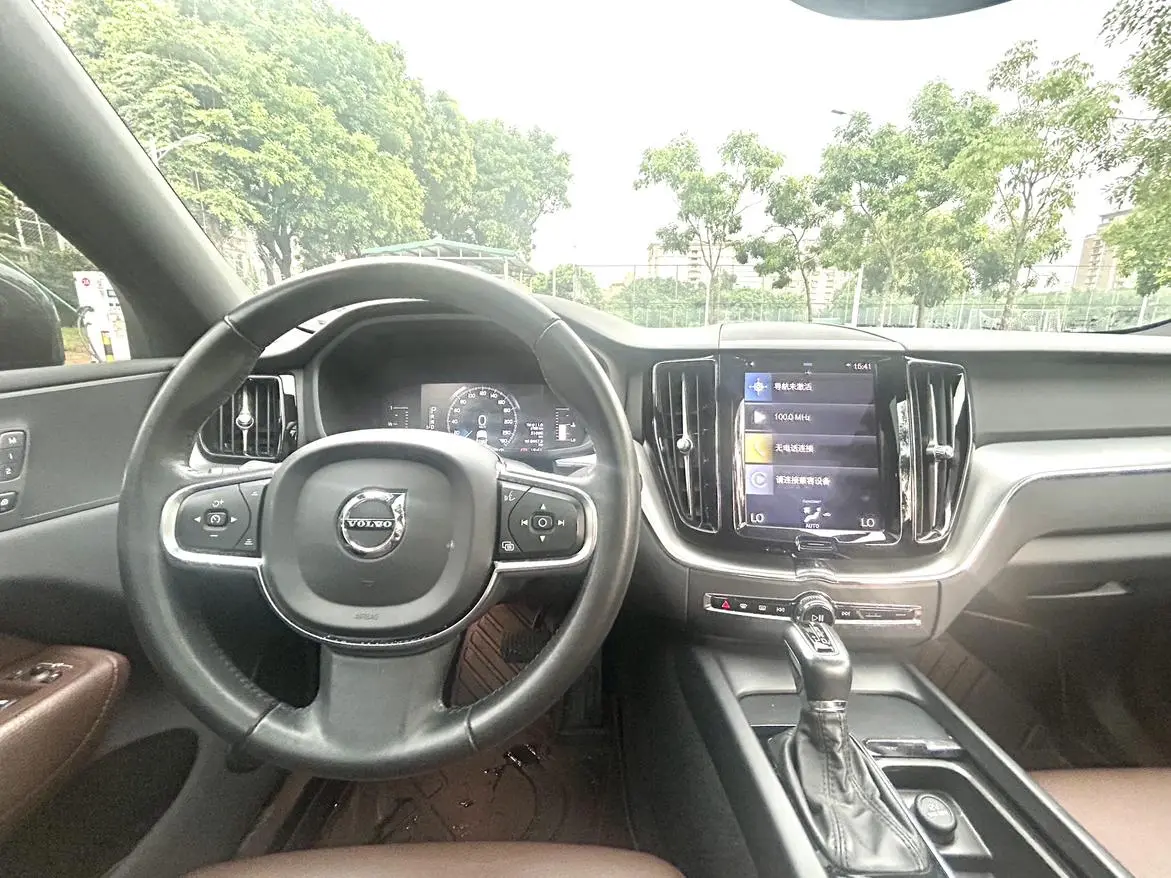 Volvo XC60 2021 T5 4WD Smart Luxury
