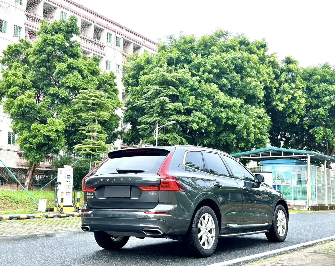 Volvo XC60 2021 T5 4WD Smart Luxury