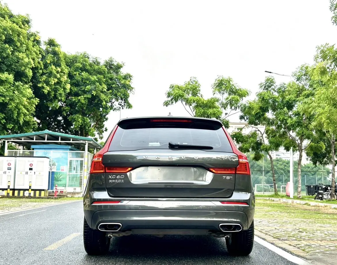 Volvo XC60 2021 T5 4WD Smart Luxury