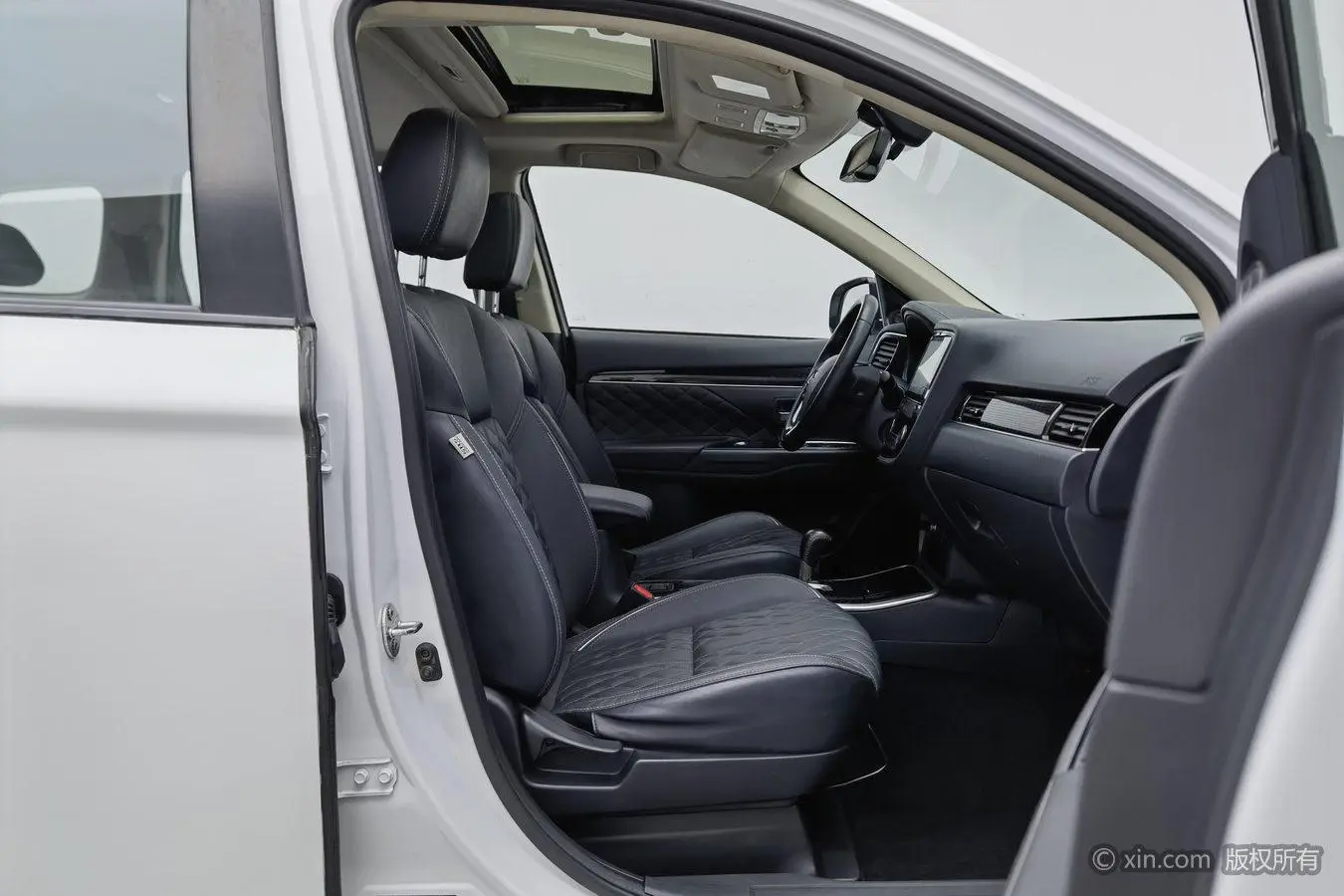 Mitsubishi Outlander 2021 Facelift 2.0L 2WD Delight 5 seat