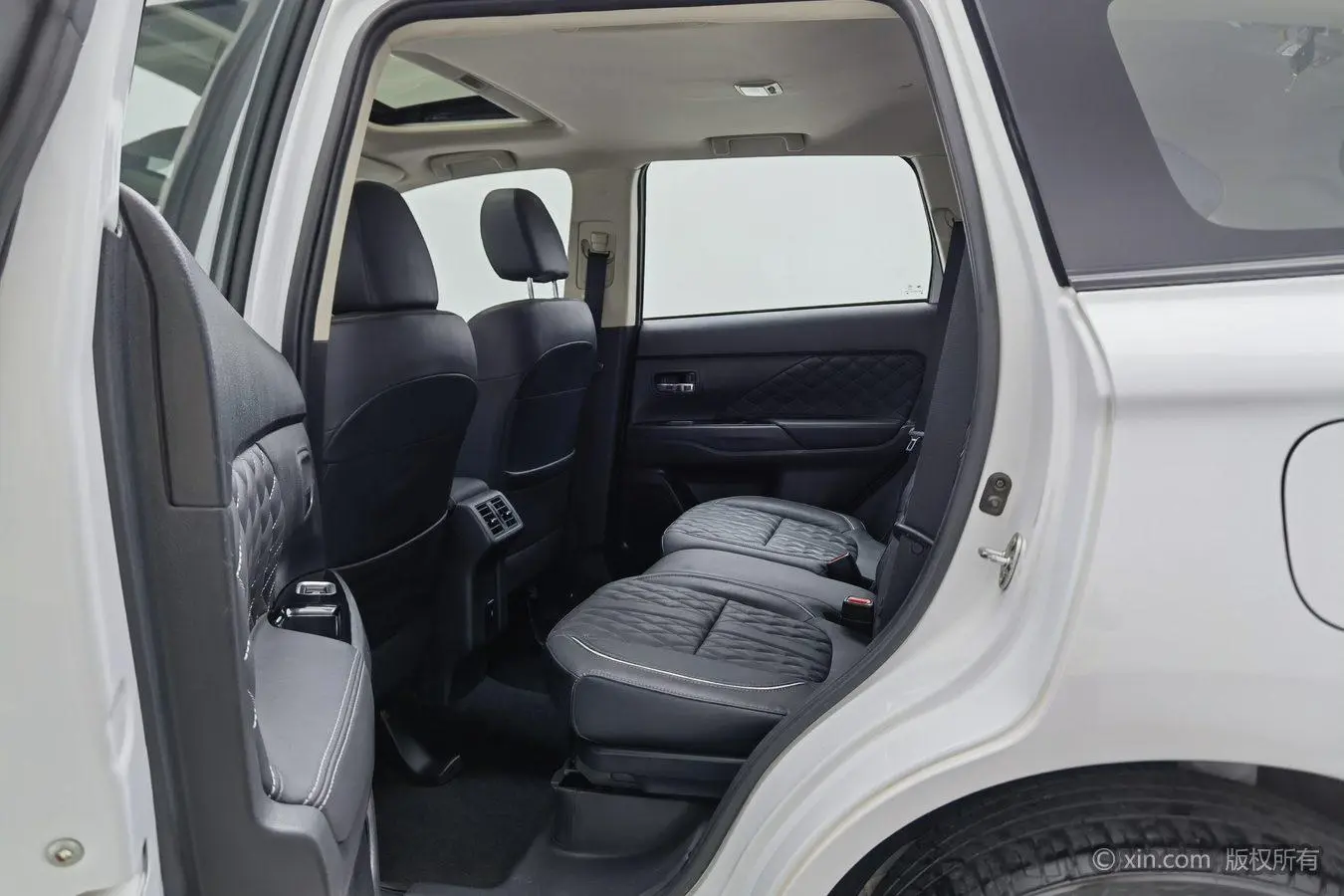 Mitsubishi Outlander 2021 Facelift 2.0L 2WD Delight 5 seat