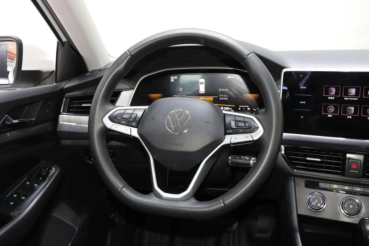 Volkswagen Bora 2024 200TSI DSG Journey
