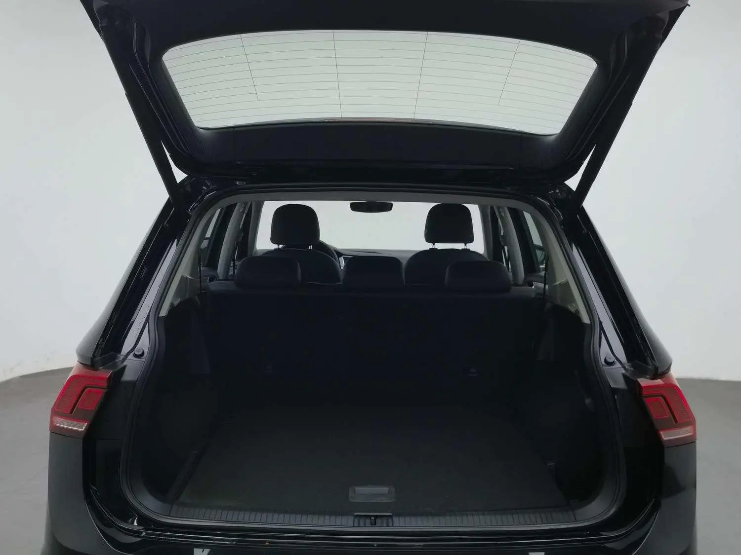 Volkswagen Tiguan L 2020 330TSI Auto 2WD Smart Dynamic Luxury China VI