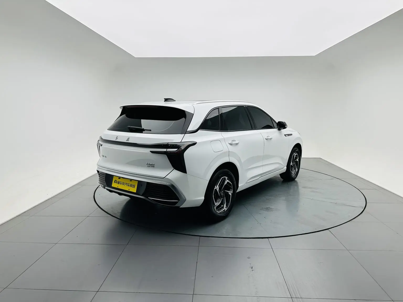 Hongqi HS3 2023 1.5T