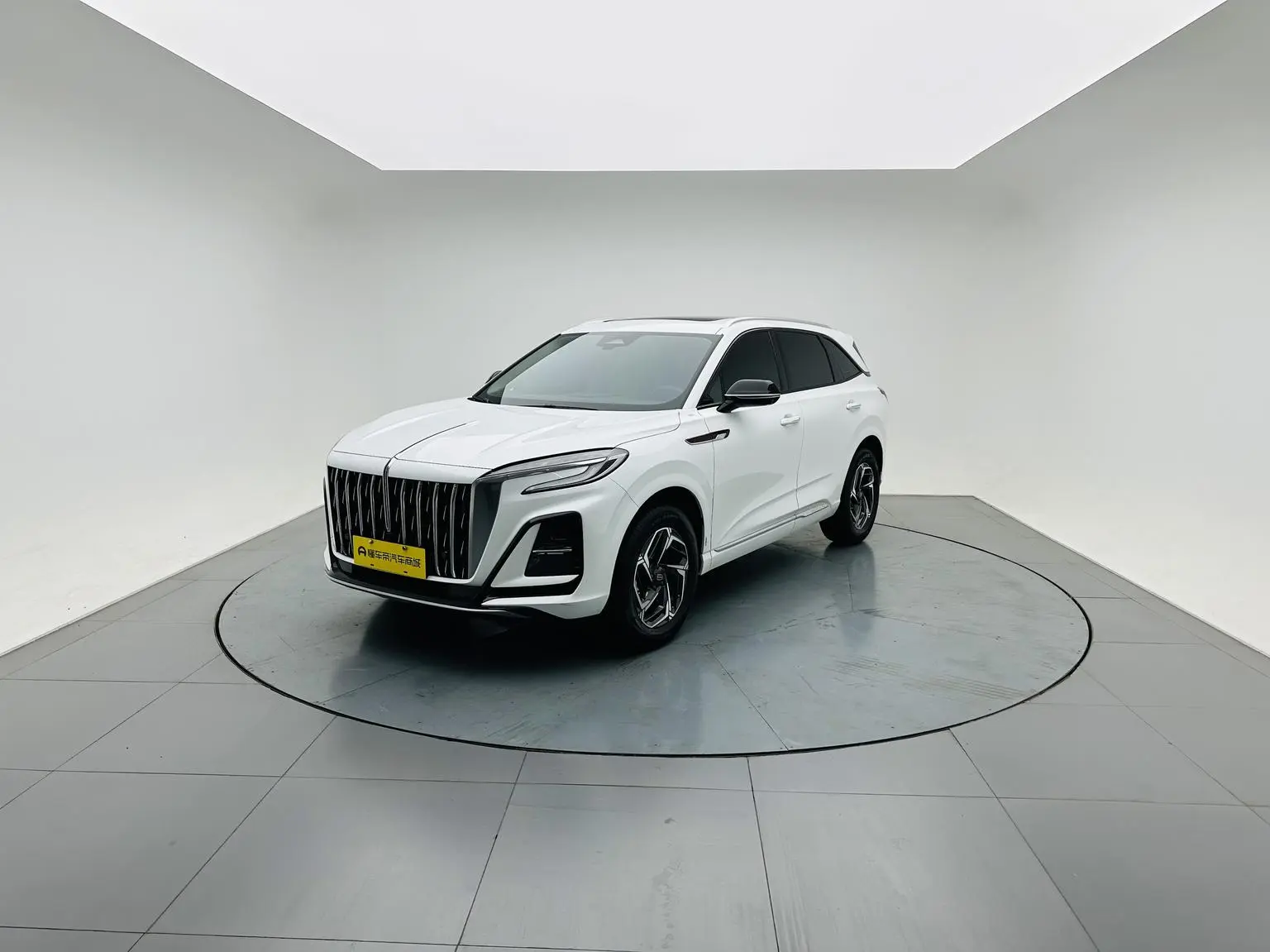 Hongqi HS3 2023 1.5T