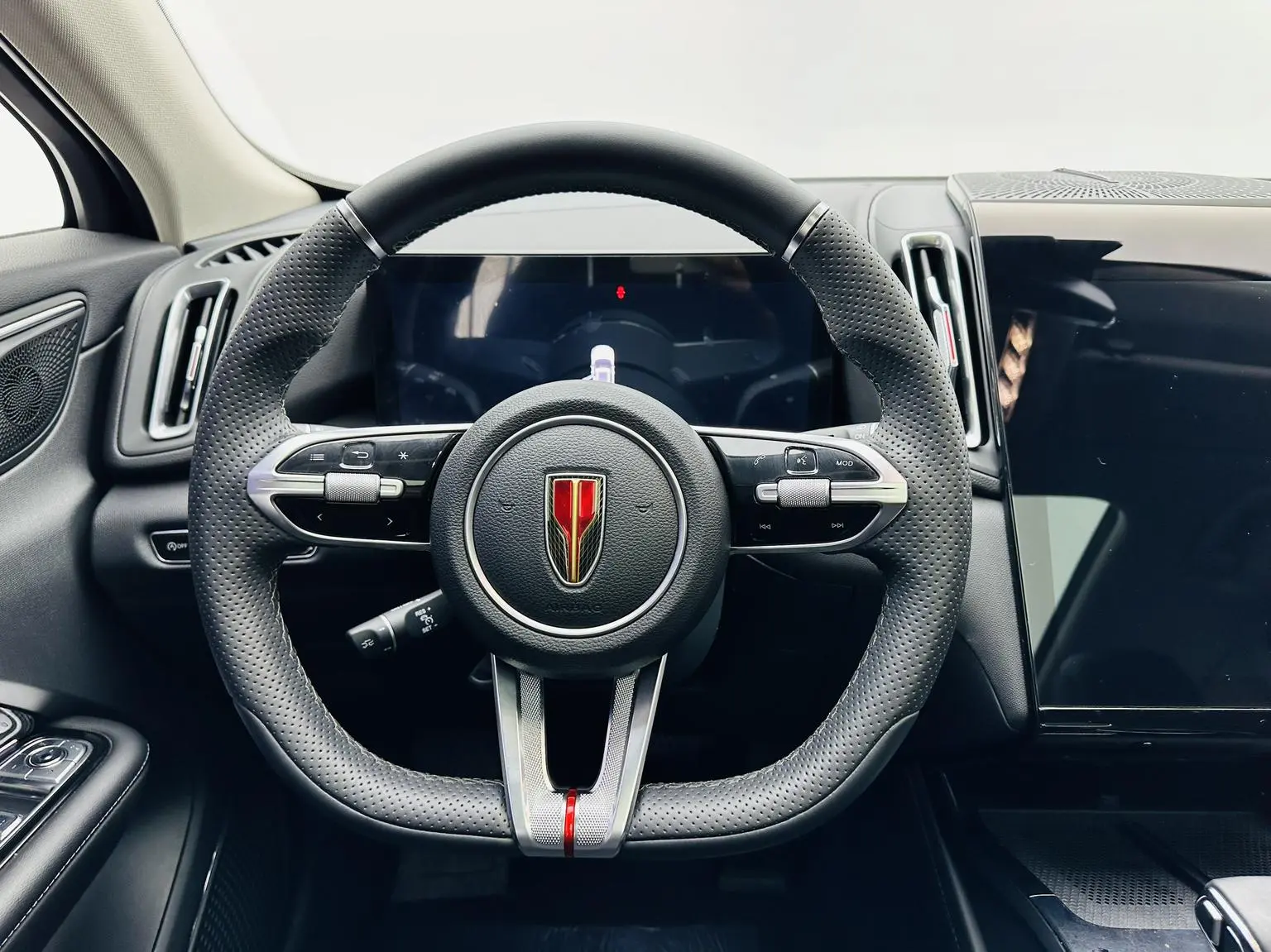 Hongqi HS3 2023 1.5T