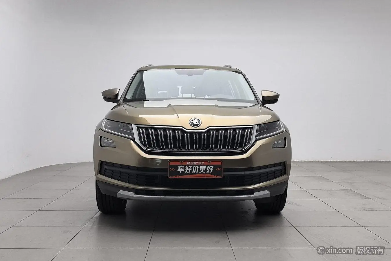 Skoda 2018 Facelift TSI330 7 seat 2WD Luxury Premium Enjoy