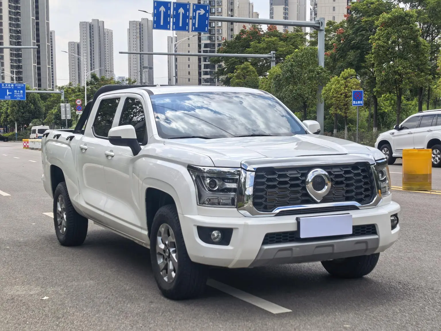Great Wall Poer 2023 2.0T Diesel Manual 4WD Elite GW4D20M