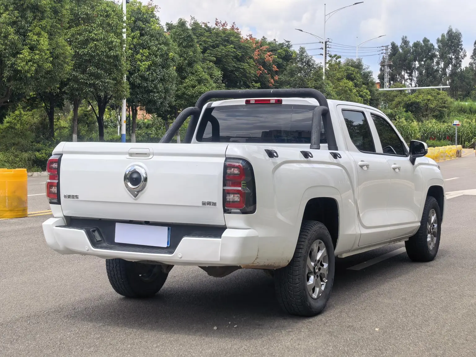 Great Wall Poer 2023 2.0T Diesel Manual 4WD Elite GW4D20M