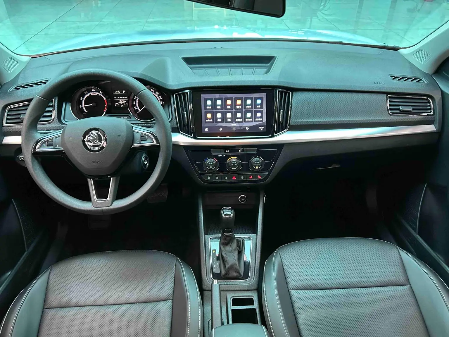 Skoda 2024 1.5L Auto