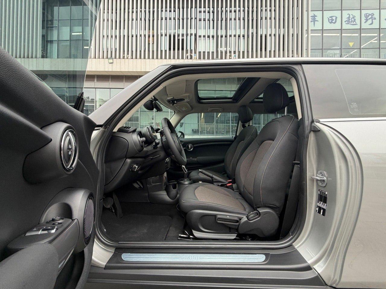 Mini Cooper ONE