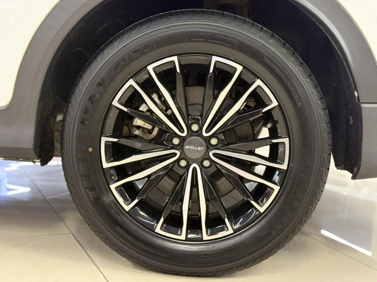 Jetour X70 PLUS 2021 Facelift 1.5T DCT Pro 7 seat