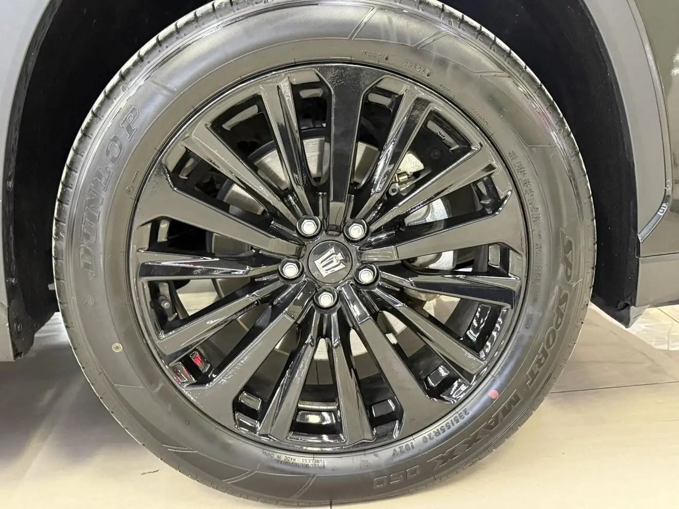 Toyota Crown 2024 2.0T Auto 4WD Dynamic Shine