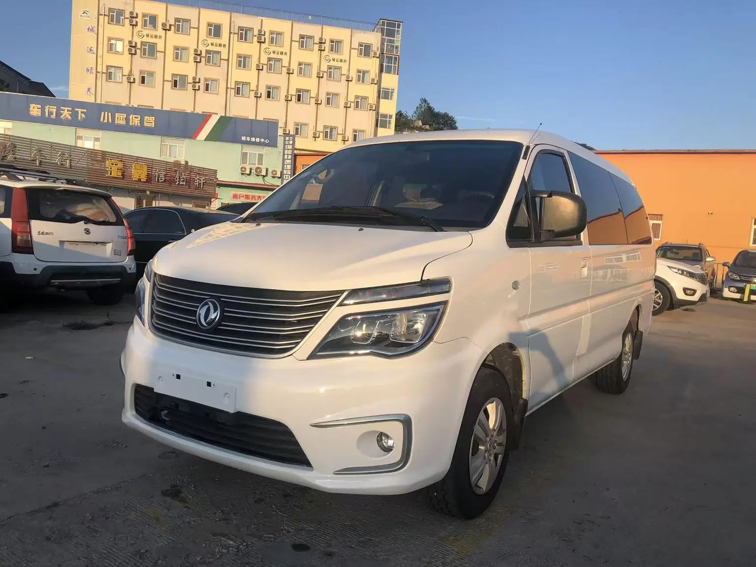Dongfeng Forthing Smart 2018 M5L 2.0L 7 seat Comfort
