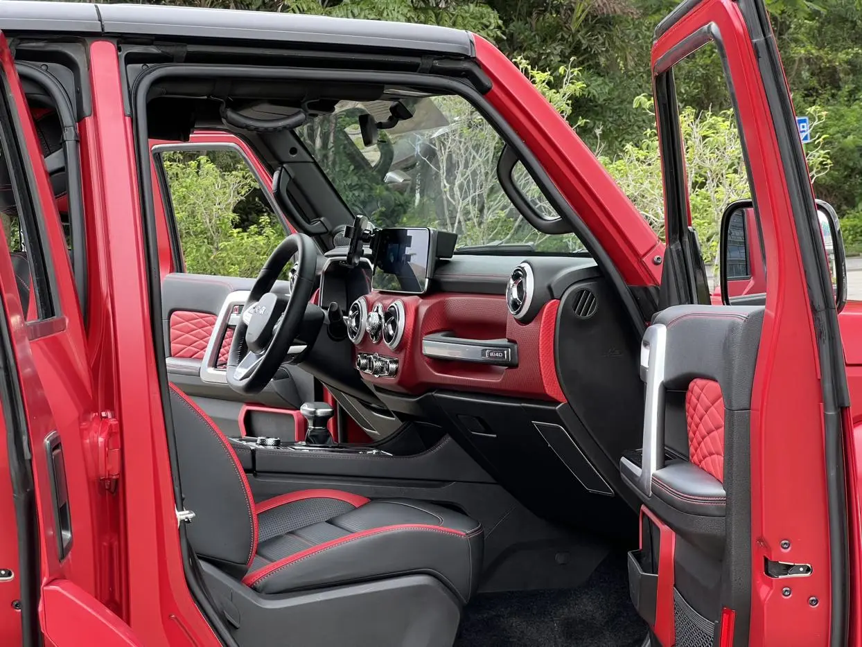 Beijing Off-Road BJ40 2024 2.0D Auto 4WD Glory
