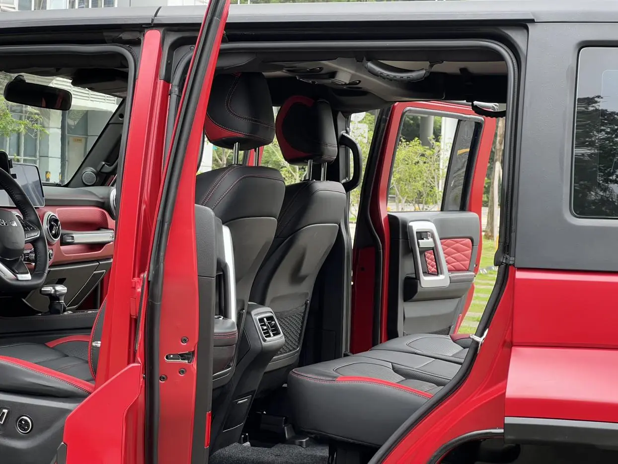 Beijing Off-Road BJ40 2024 2.0D Auto 4WD Glory