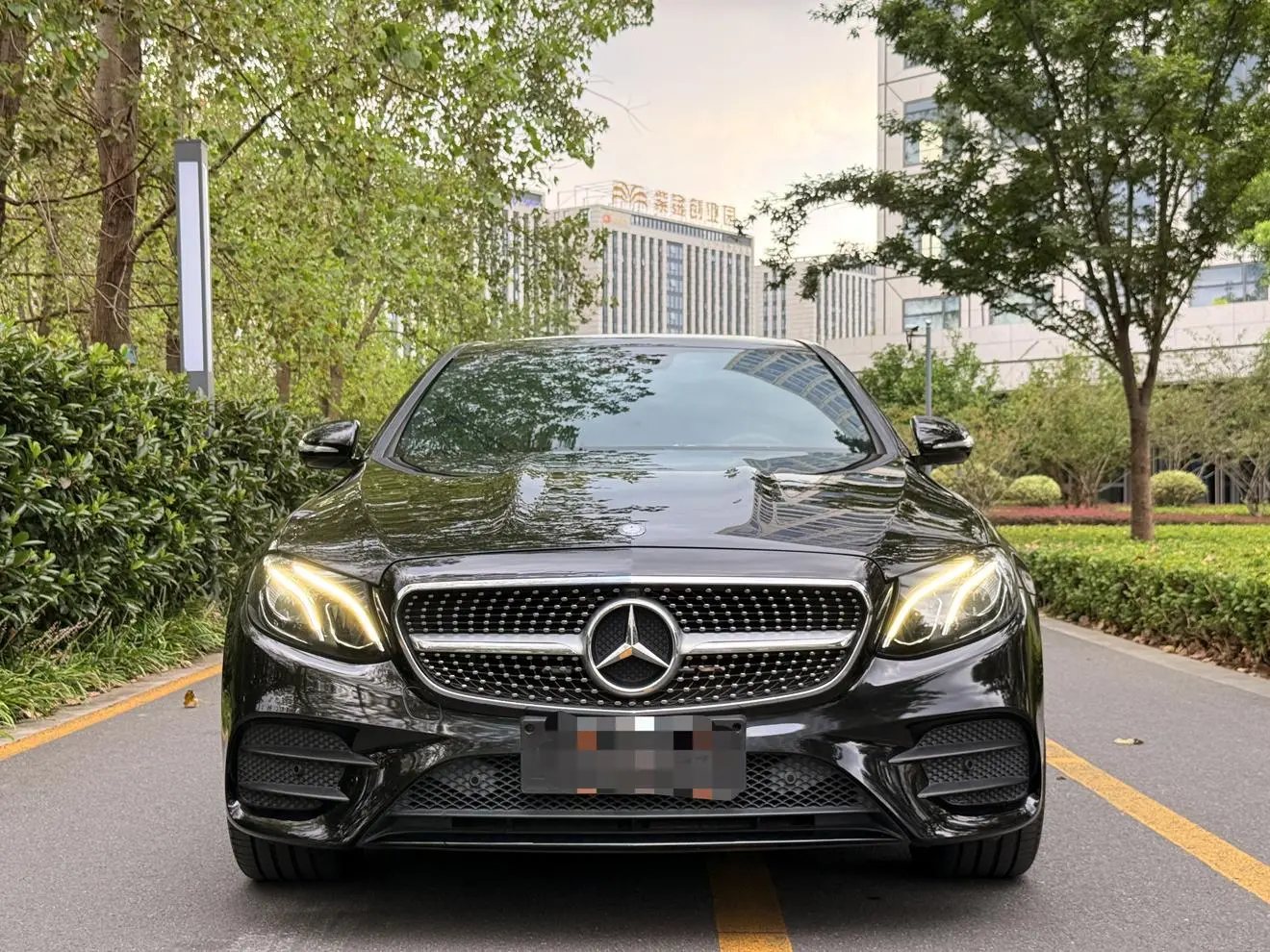 Mercedes-Benz E Class 2018 E 200 Sport 4MATIC