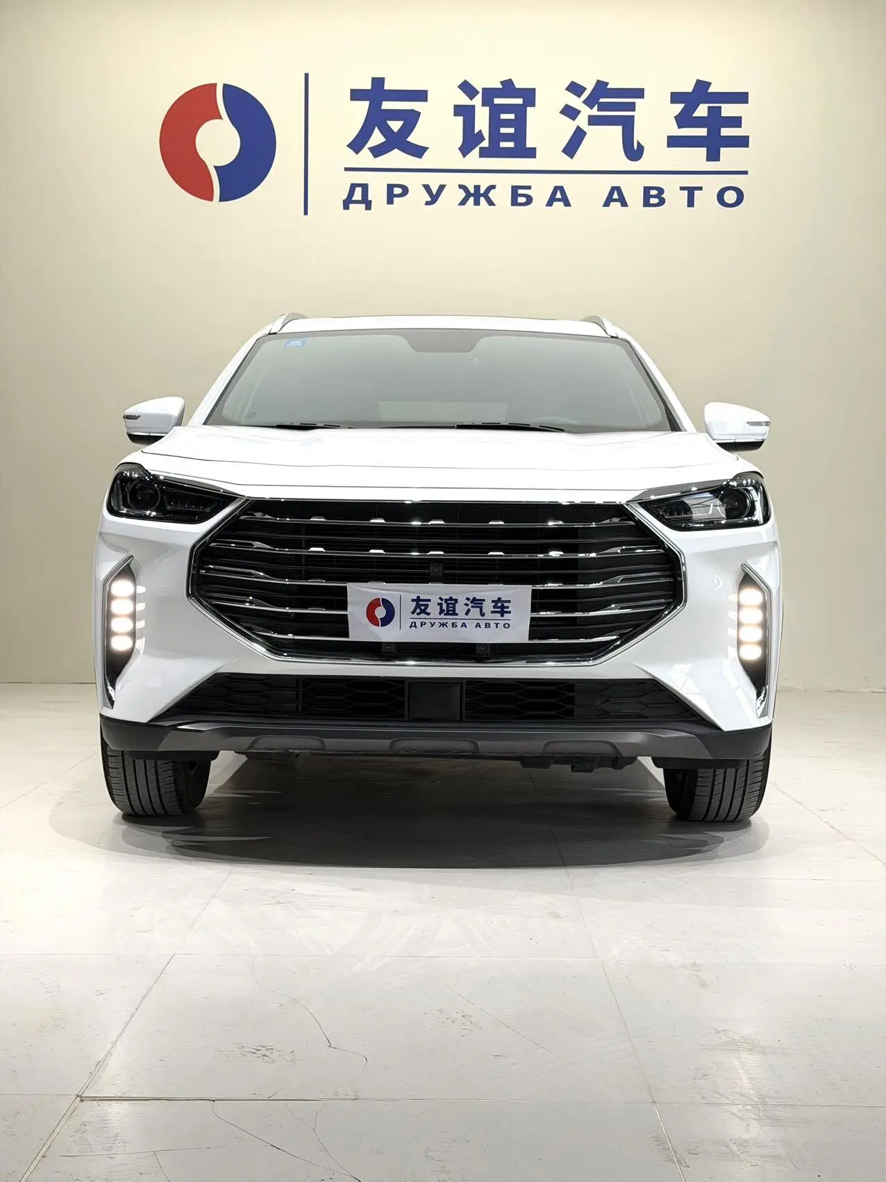 Jetour X70 PLUS 2021 1.5T DCT Pro 7 seat