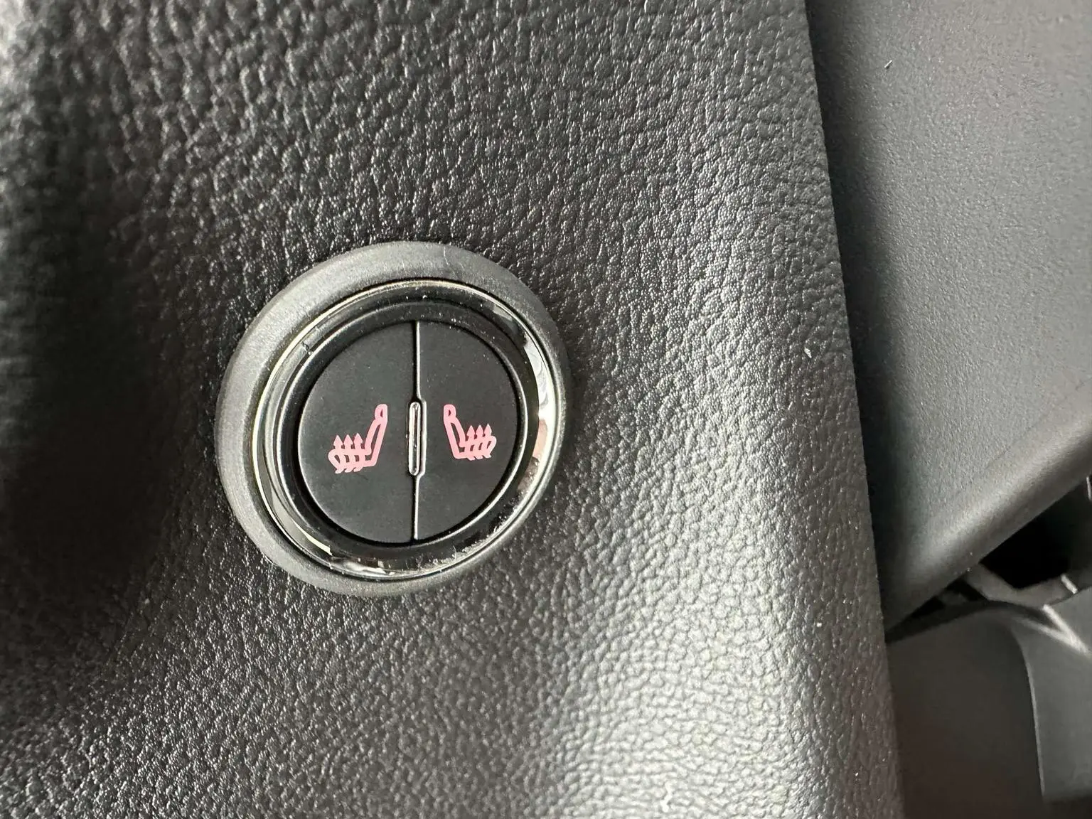 MG MG5 2021 180DVVT CVT Luxury