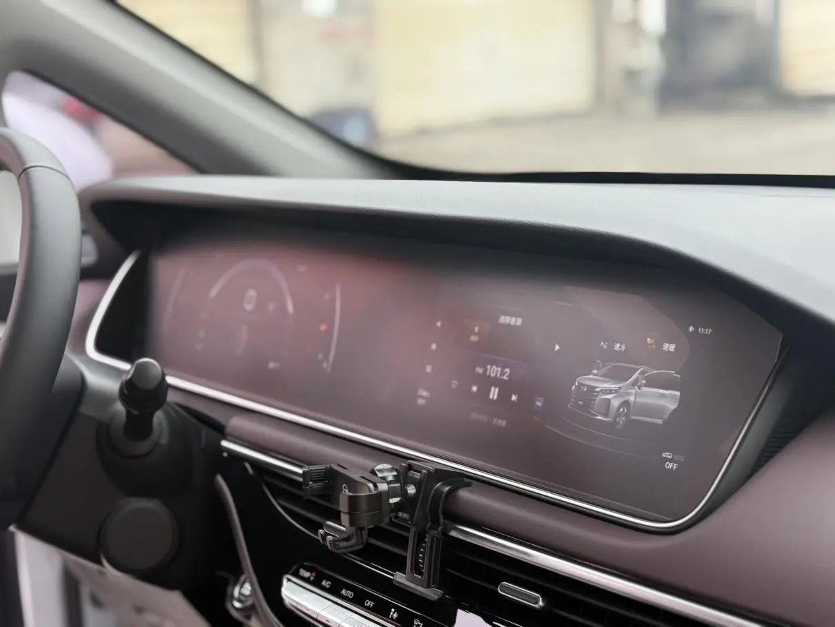 GAC Trumpchi Trumpchi M6 2025 MAX 270T WDCT Luxury
