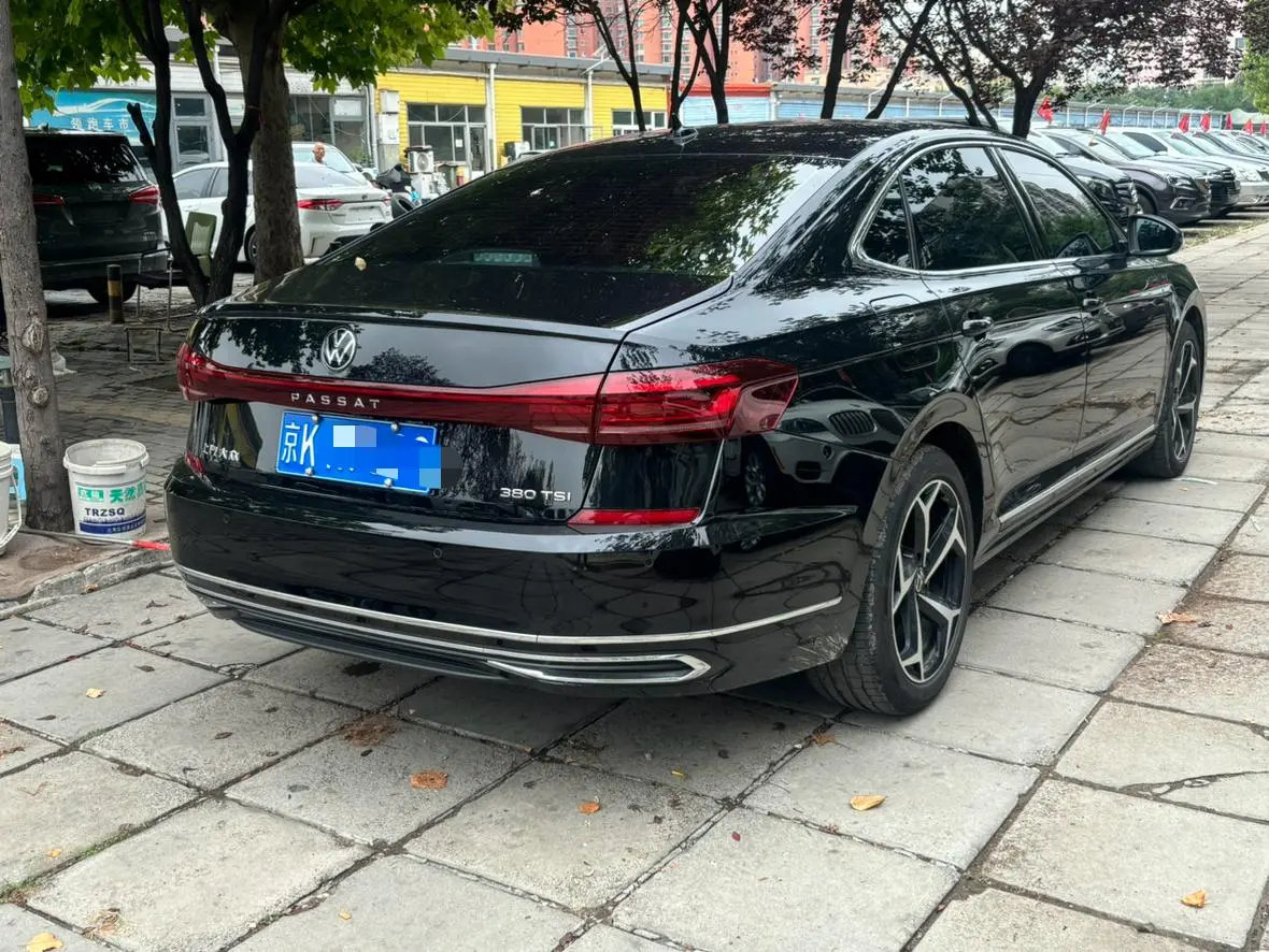 Volkswagen Passat 2025 380TSI Star