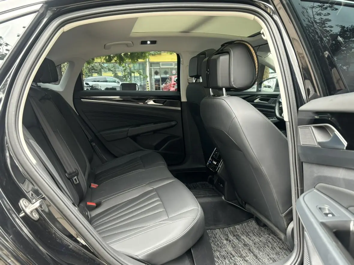 Volkswagen Passat 2025 380TSI Star