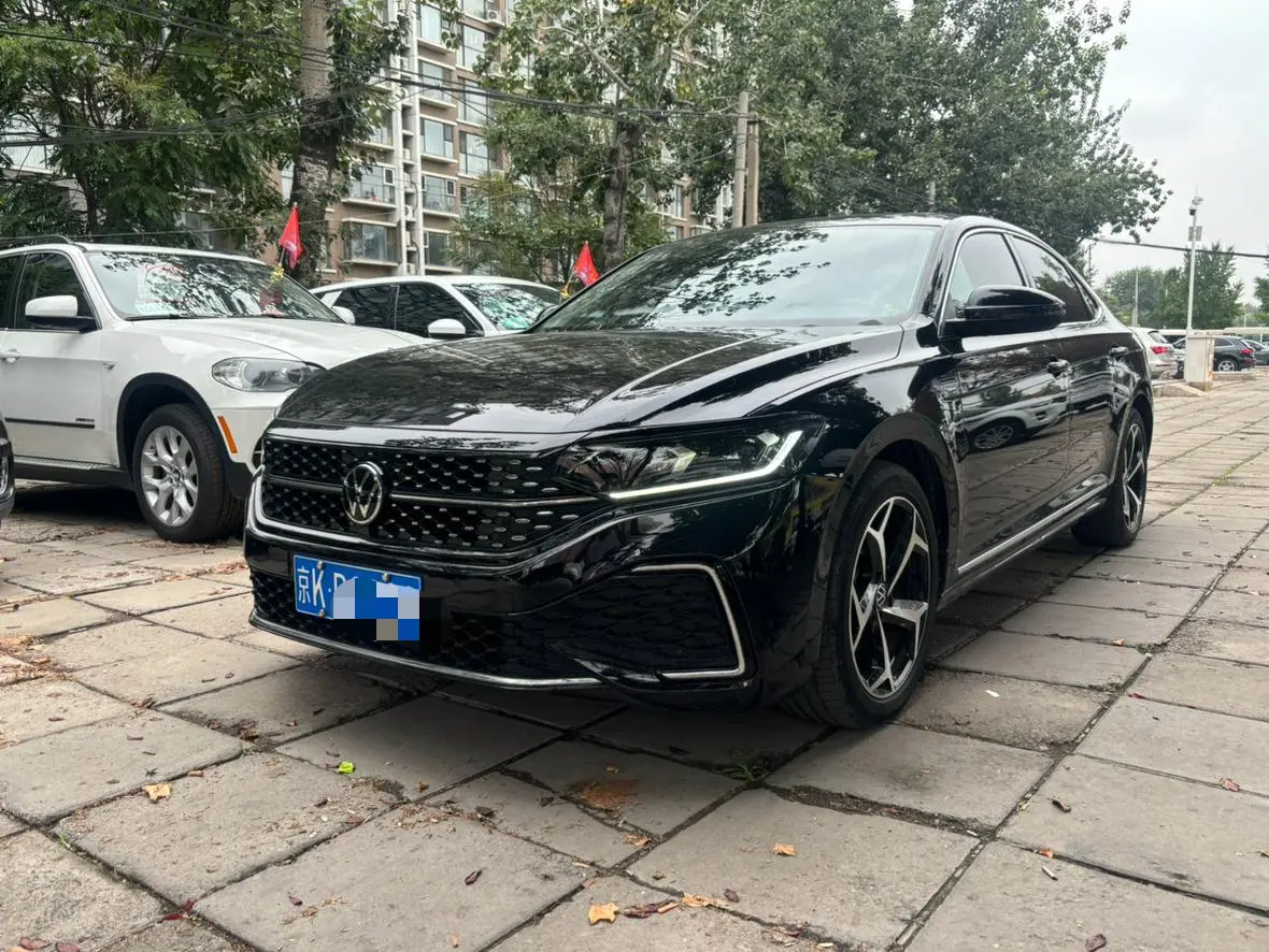 Volkswagen Passat 2025 380TSI Star