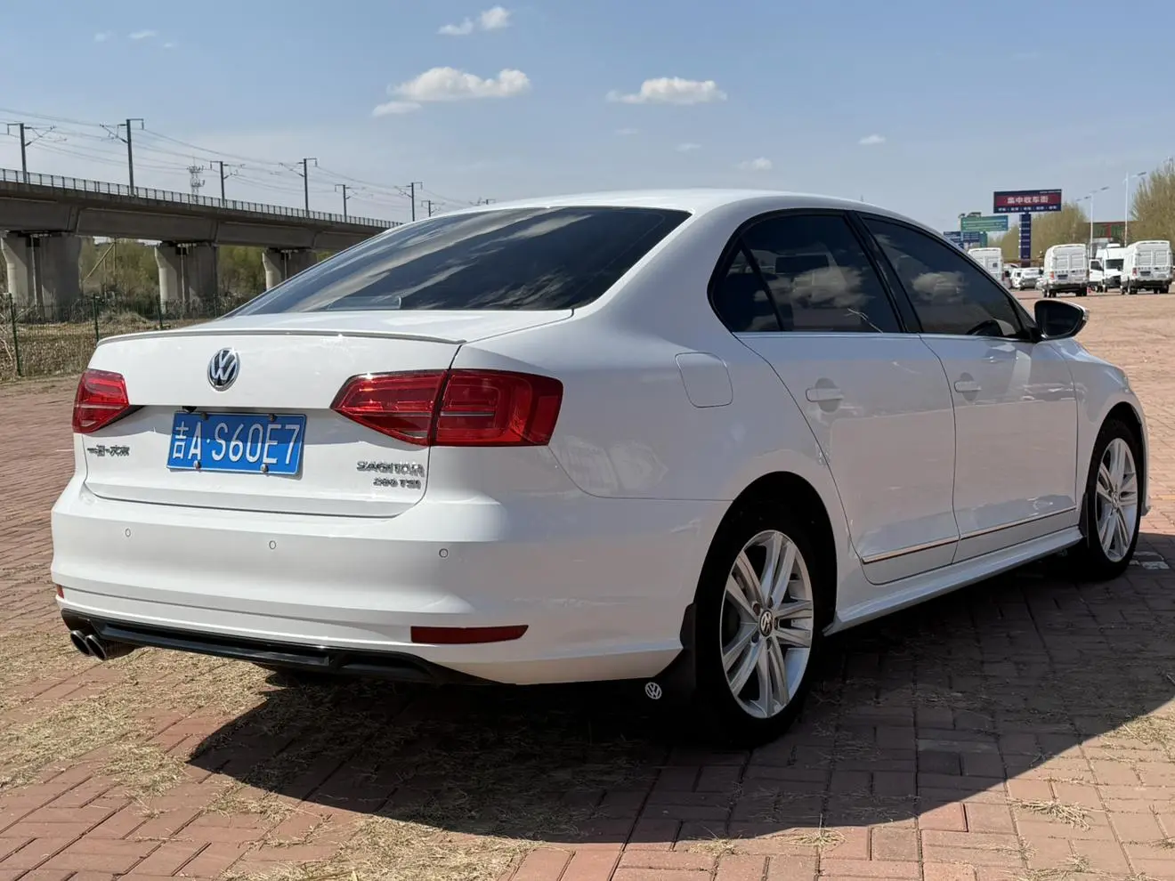 Volkswagen Sagitar 2018 280TSI DSG Dynamic