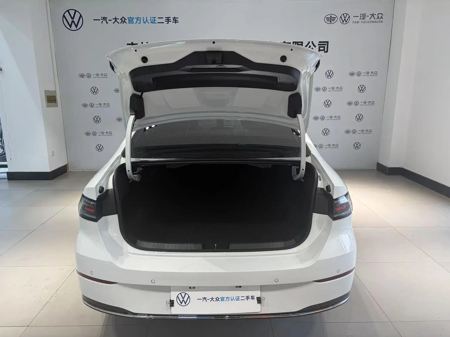 Volkswagen Sagitar 2026 L 300TSI DSG Elite