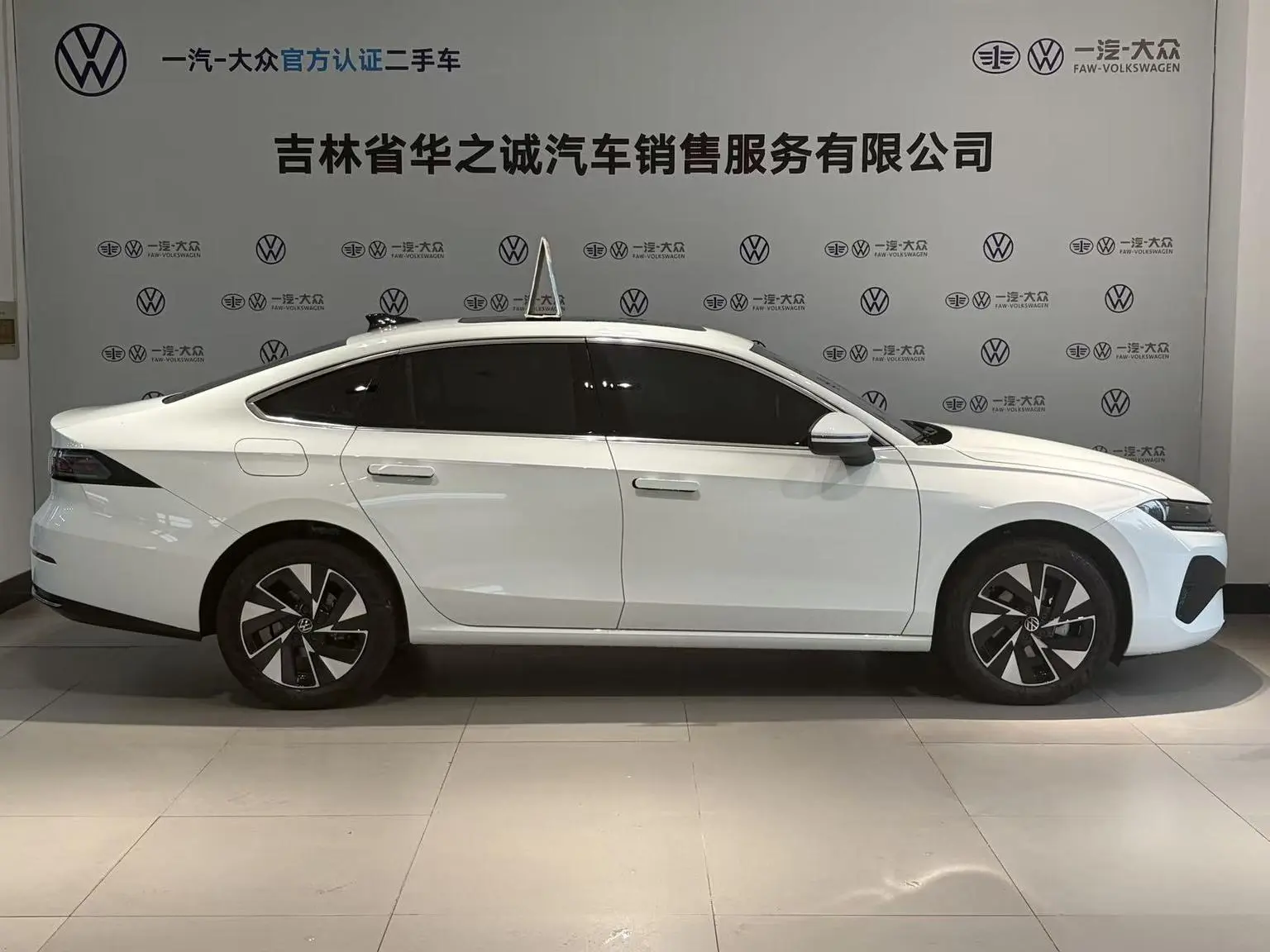 Volkswagen Sagitar 2026 L 300TSI DSG Elite