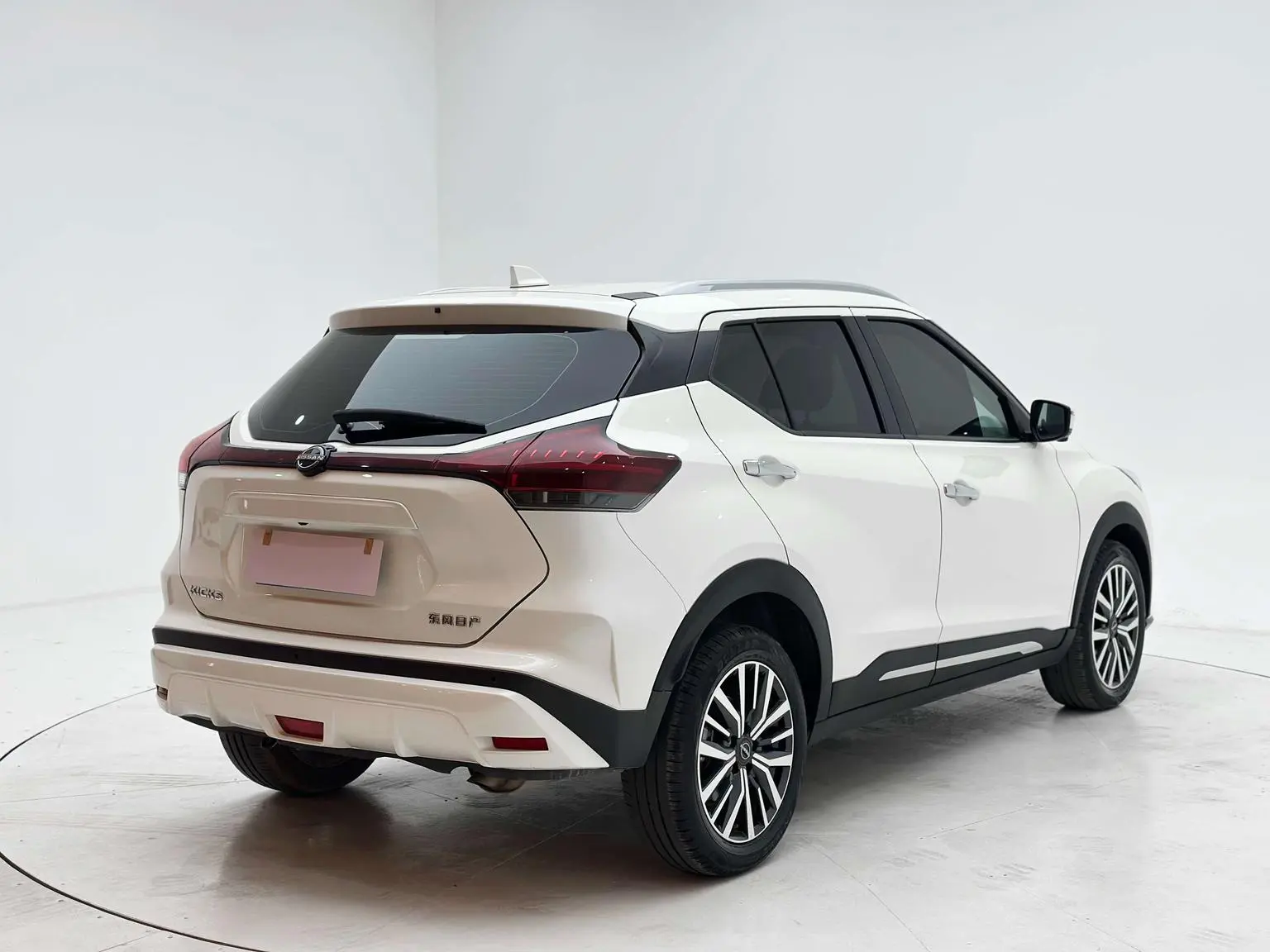 Nissan Dynamic 2023 Dynamic 1.5L Dynamic Luxury